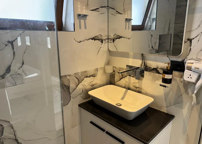 Fjori Appartamento *