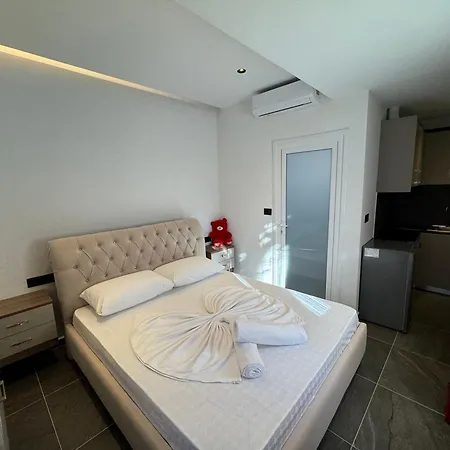 Fjori Apartment *